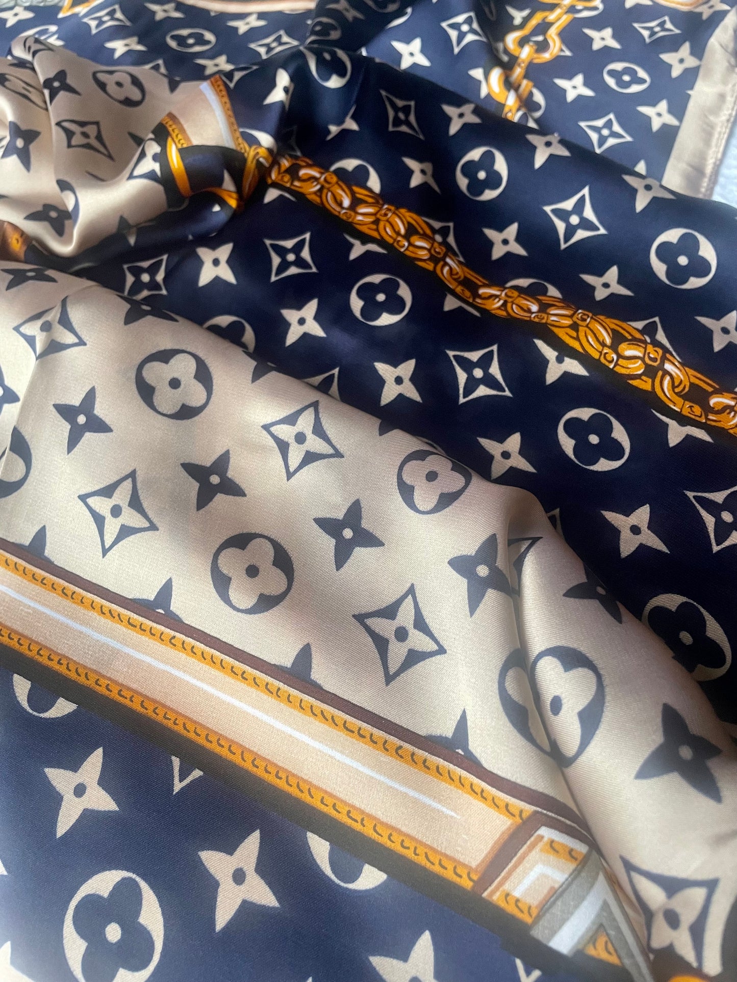 Navy & Cream Scarf