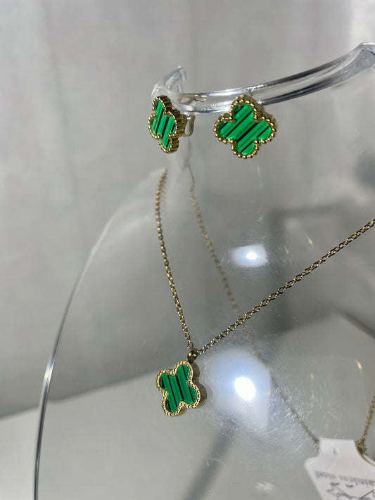 Clover Necklace